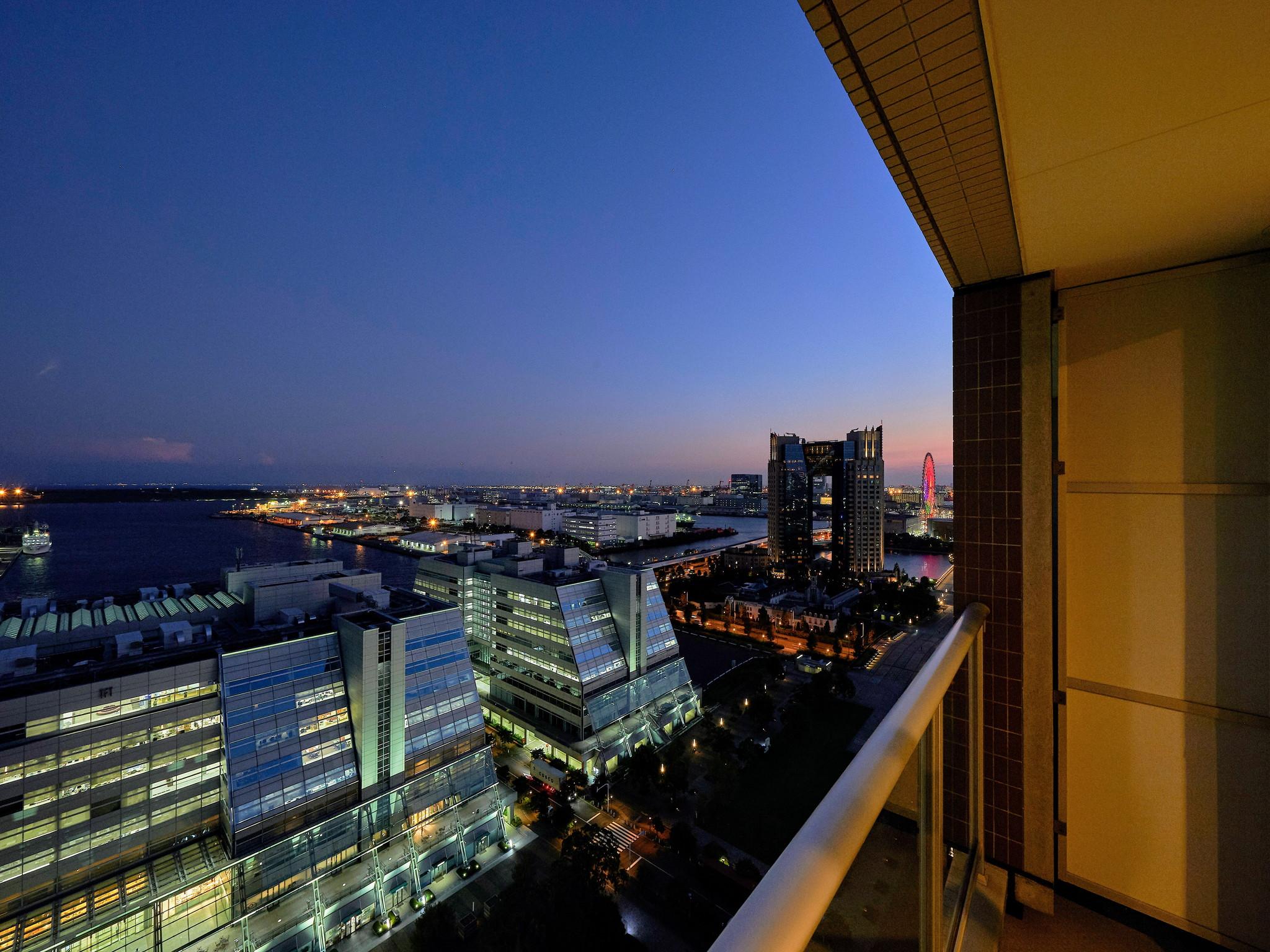 Sotetsu Grand Fresa Tokyo-Bay Ariake Hotel Bagian luar foto